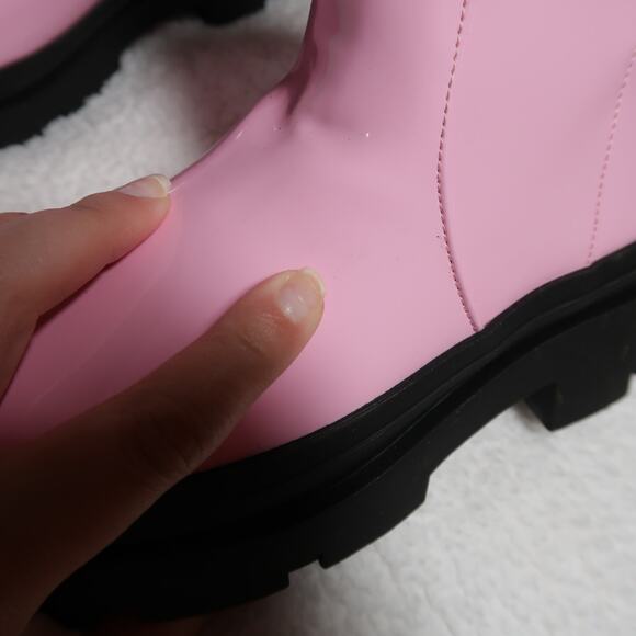 Steve Madden Trap Baby Pink Patent Leather Doc Style Boots Girls Size 2 NEW - Picture 6 of 16